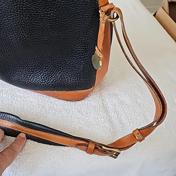 Vintage Dooney& Bourke Purse - Picture 4 of 8